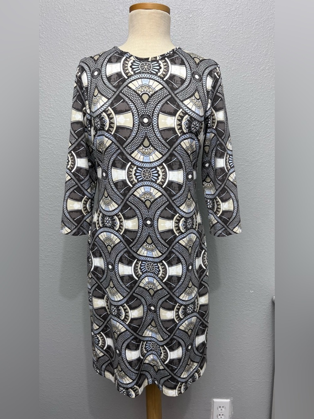 J. McLaughlin Geometric Midi Dress in Black and Cream
